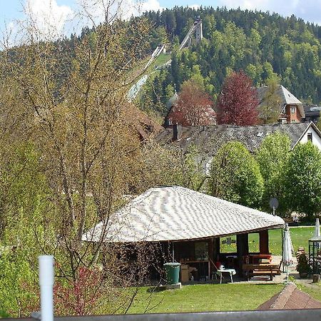 Ferienhaus Im Grund ฮินเทอร์ซาร์เทน ภายนอก รูปภาพ